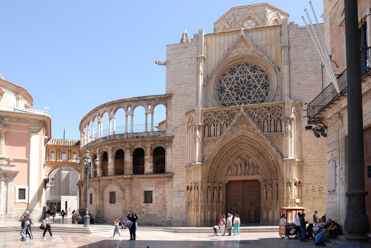 Travel Habitat Plaza De La Virgen Lägenhet Valencia Exteriör bild